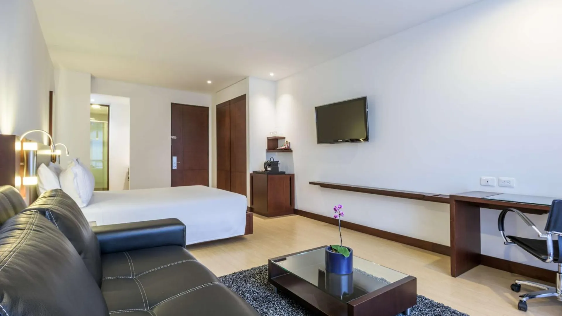 Hotel Nh Bogota Urban 93 Royal