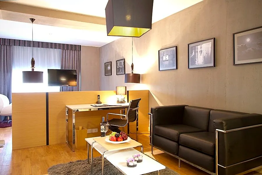 Nh Bogota Urban 93 Royal Hotel