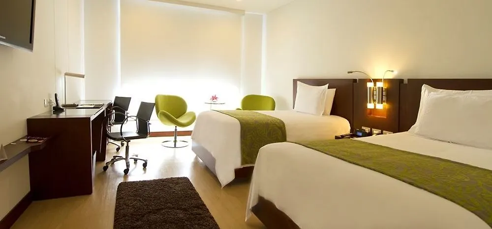 Nh Bogota Urban 93 Royal Hotel