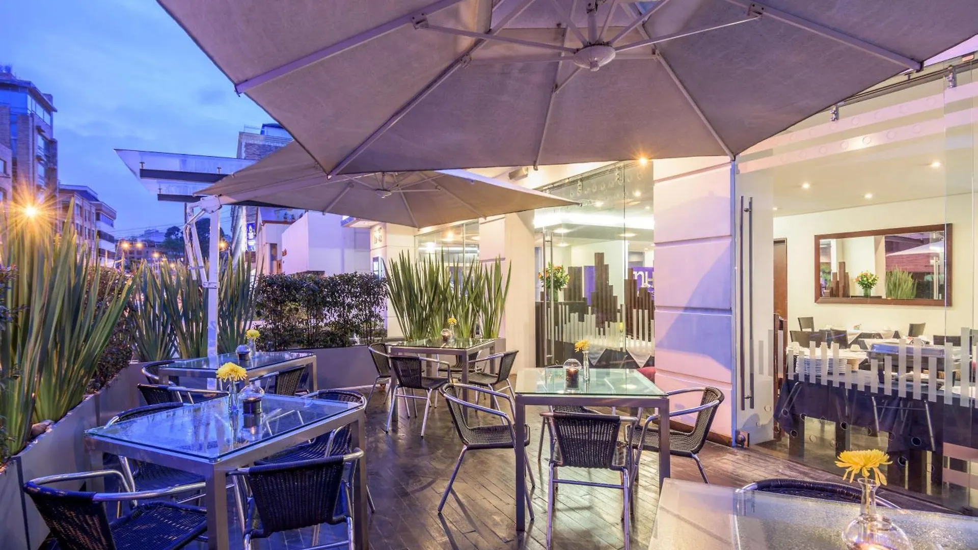 Nh Bogota Urban 93 Royal Hotel